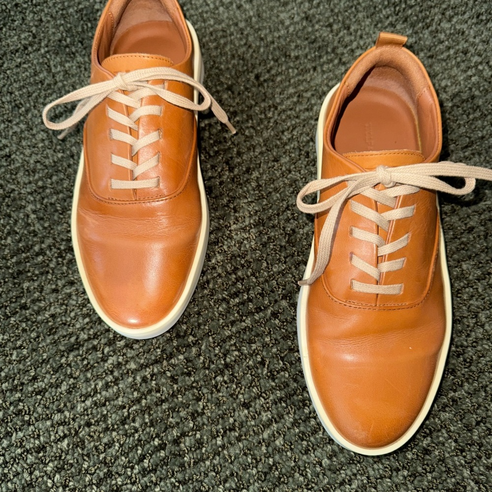 Men's Tan Leather Sneakers